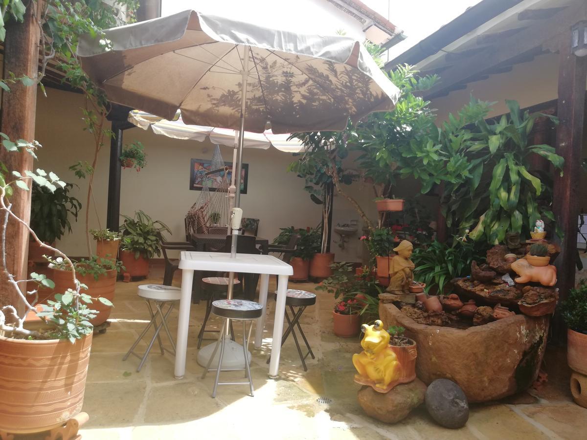 Hostal La Mansion De Virginia 바리차라 외부 사진