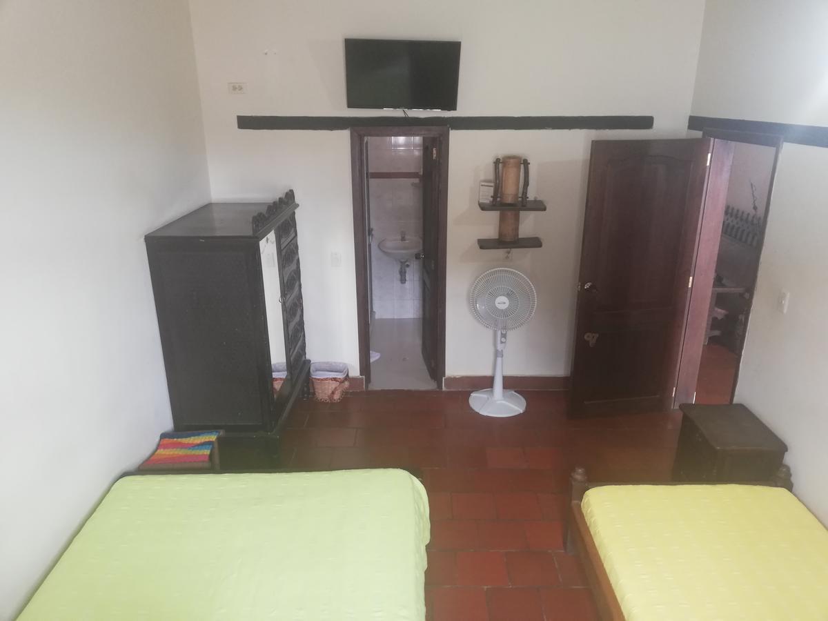 Hostal La Mansion De Virginia 바리차라 외부 사진